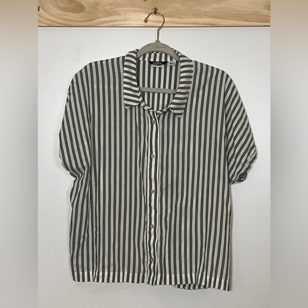 L.L.Bean Short Sleeve Button Down Stripes Tencel Women Size XL